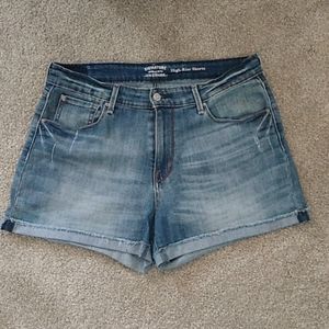 Cute jean shorts